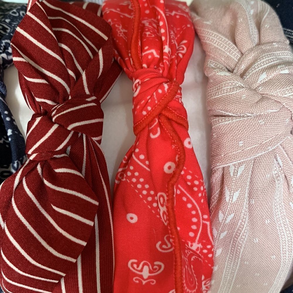 Bundle of Headbands  - Picture 4 of 9